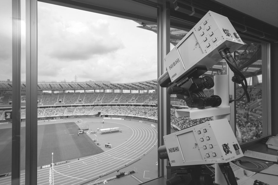 スタジアムに設置されたNISHIの写真判定装置